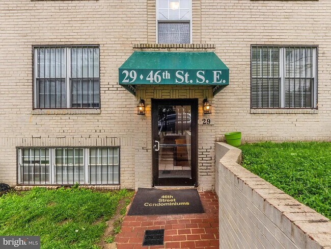 Foto del edificio - 29 46th St SE