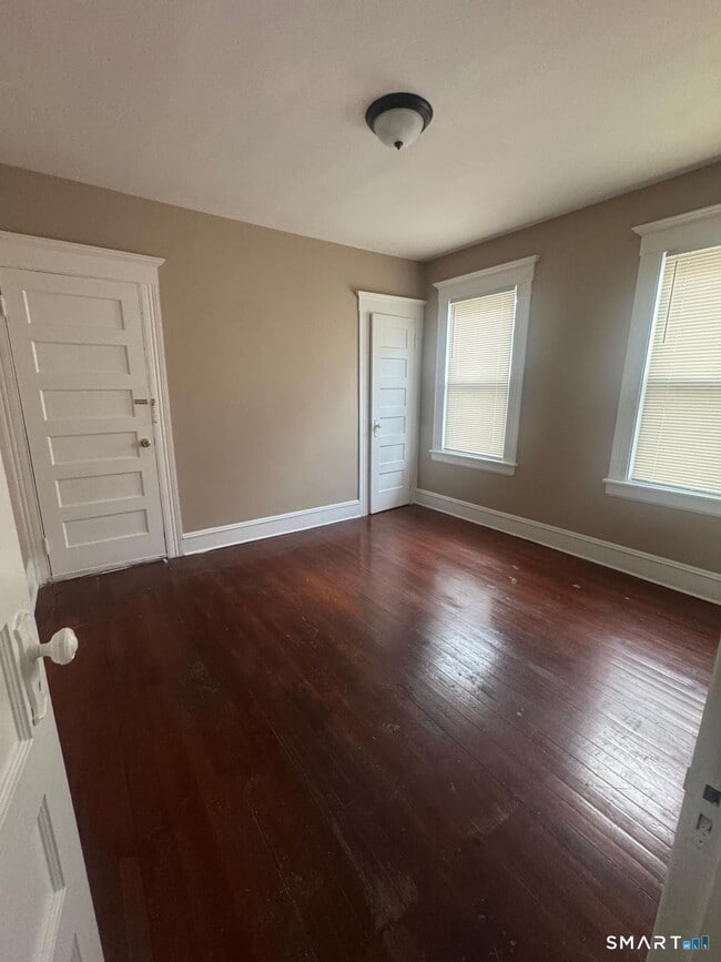 Building Photo - 1688 North Ave