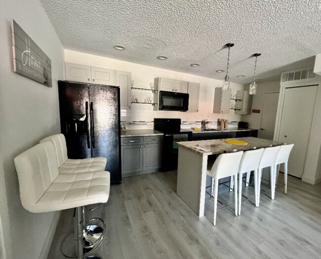 Foto del edificio - 3239 S Beneva Rd