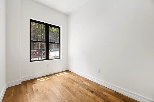 Building Photo - 309 East 92nd Street