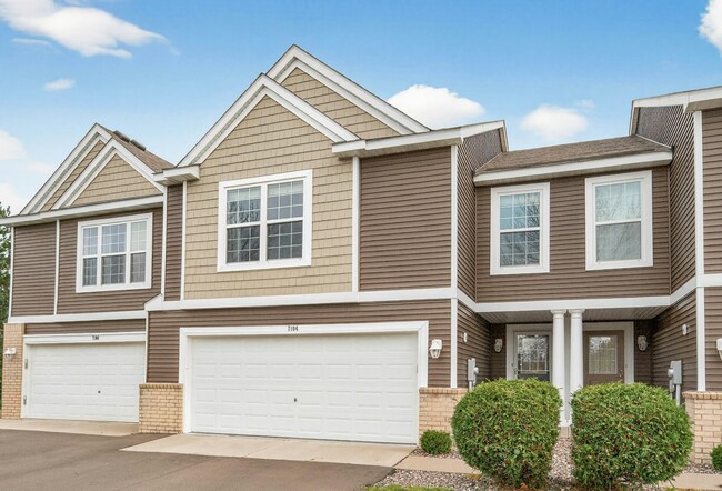 Building Photo - 7104 Merrimac Ln N