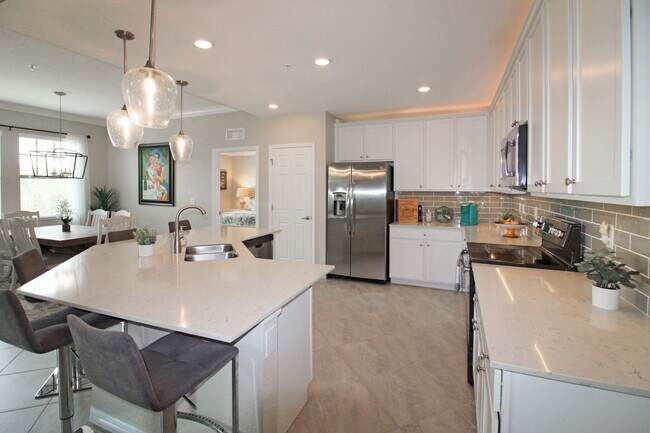 Building Photo - 10067 Crooked Crk Dr
