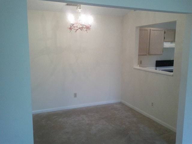 Building Photo - 11535 Square Dr
