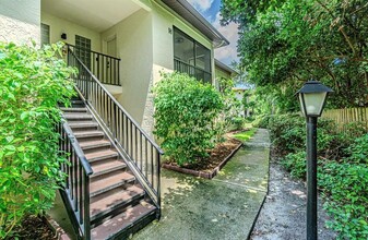 Building Photo - 3345 Crystal Ct E