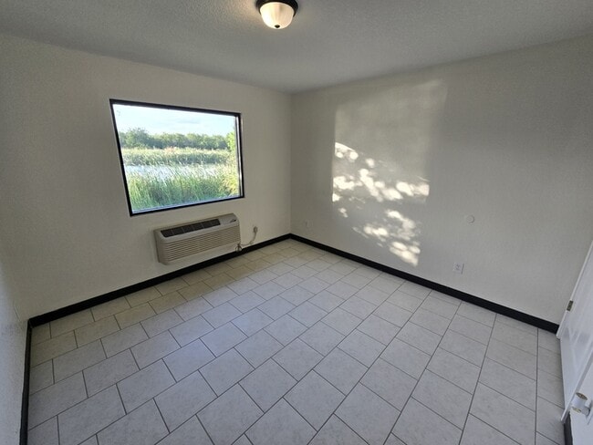 Foto del edificio - 126 Alton Ave