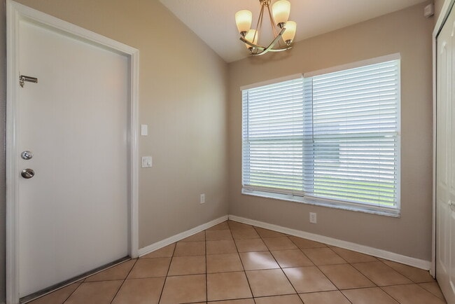 Building Photo - 29942 Morningmist Dr