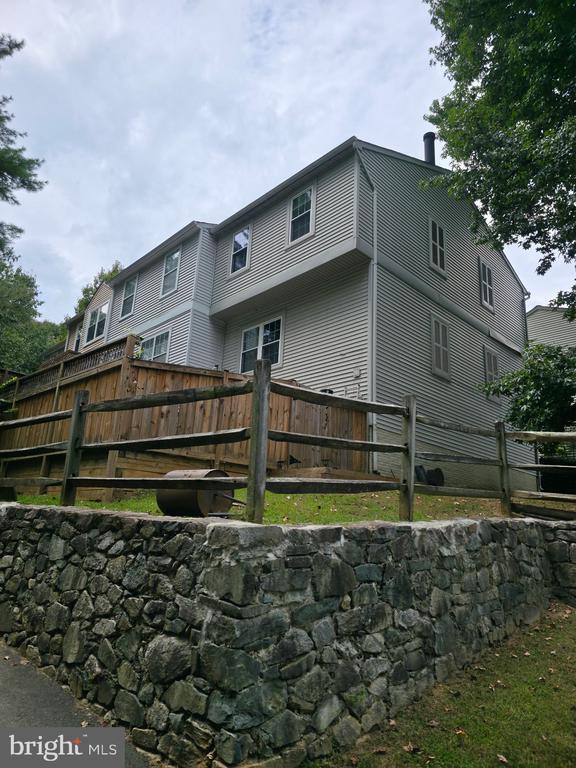 Building Photo - 5994 Annaberg Pl