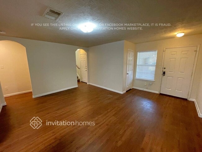 Foto del edificio - 12030 Gregory Crossing Way