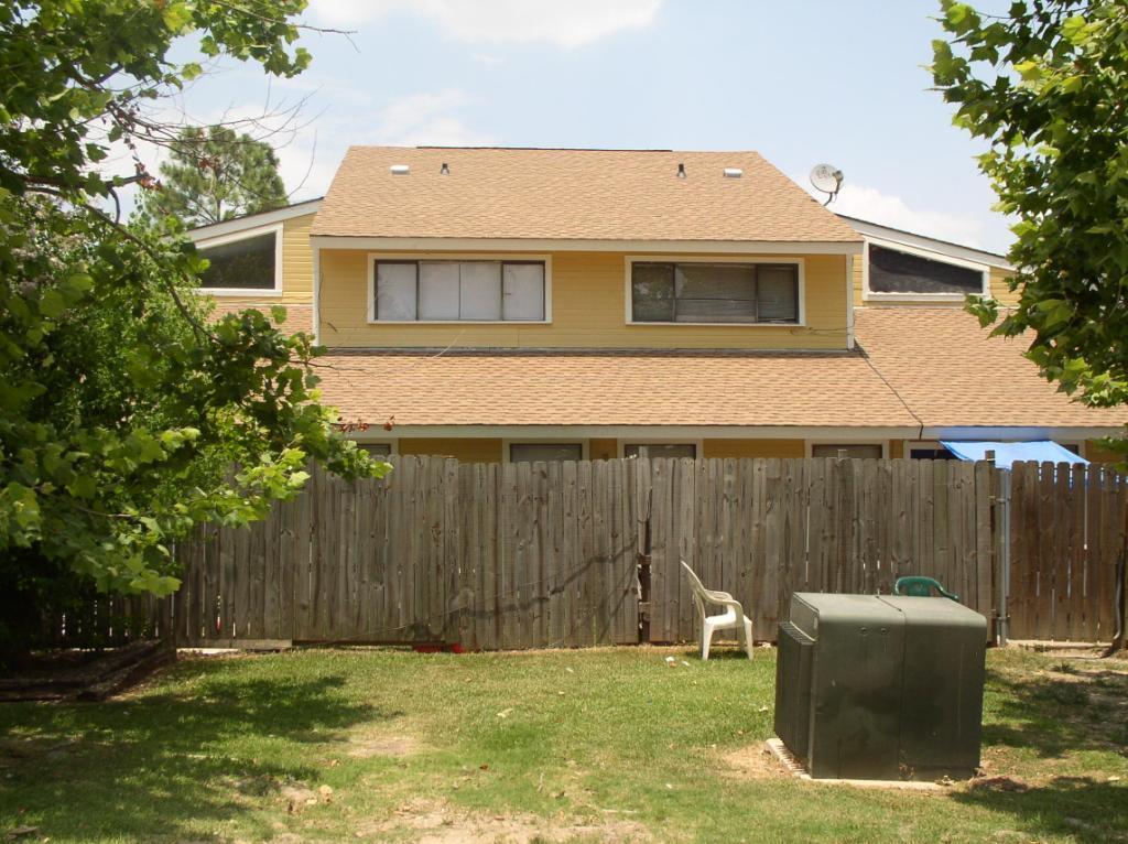 Foto principal - Beautiful 3 Bedroom Town home