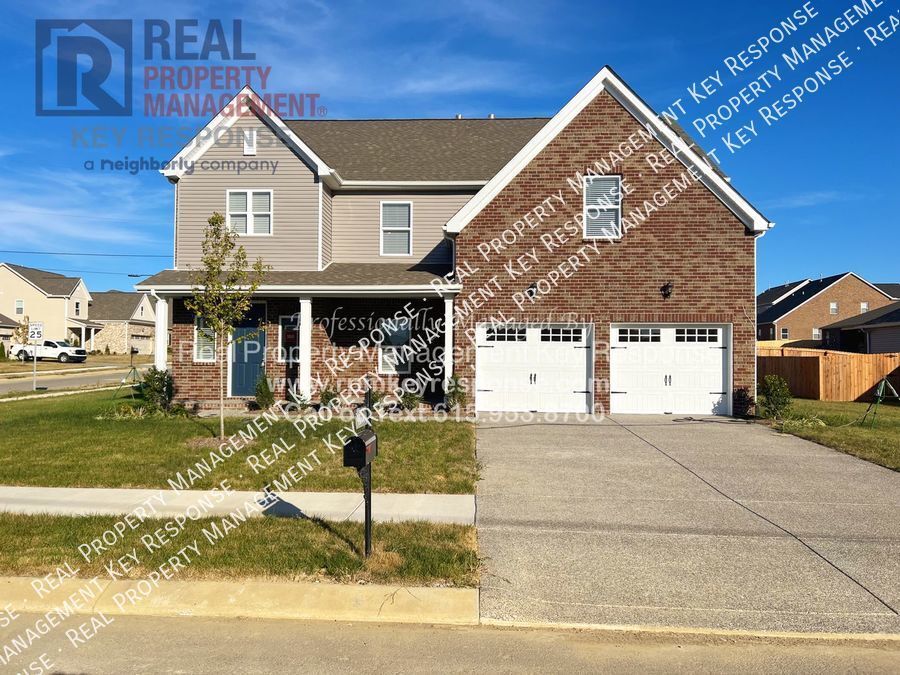 Primary Photo - Gorgeous 4 Bedroom located in Cambridge Farms