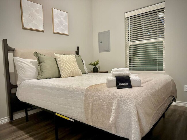 Foto del edificio - 920 Taylor Brynn Ln
