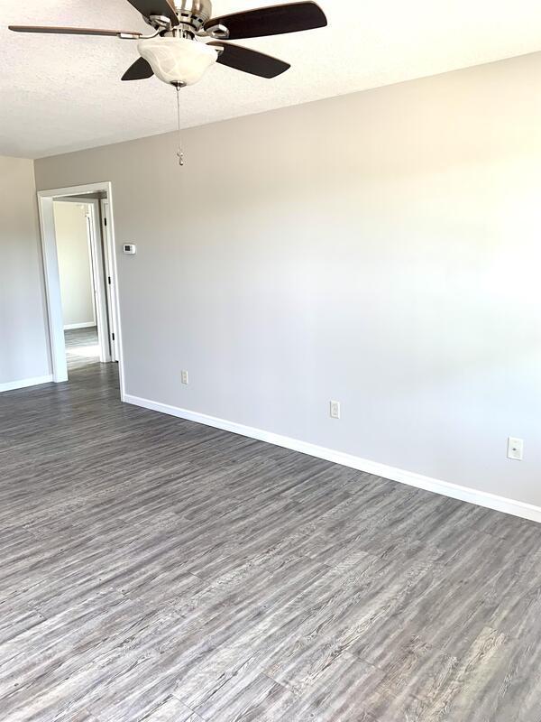 Foto del edificio - 436 Tittsworth Springs Rd
