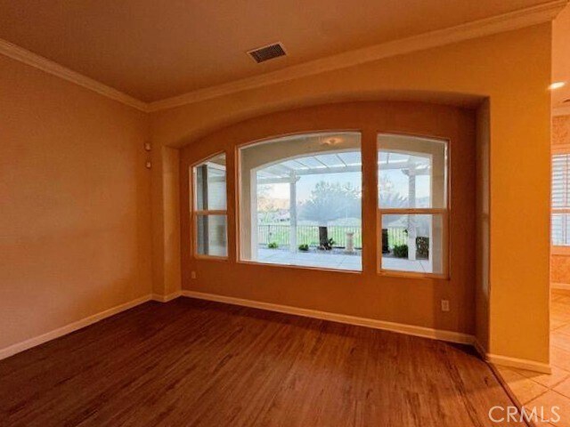 Foto del edificio - 24212 Nobe St