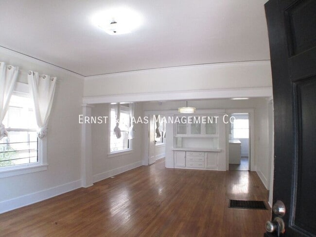 Building Photo - 969 2nd St