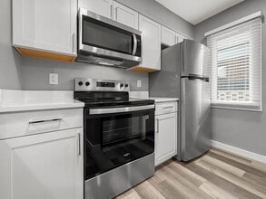 Interior Photo - Elizabeth Green