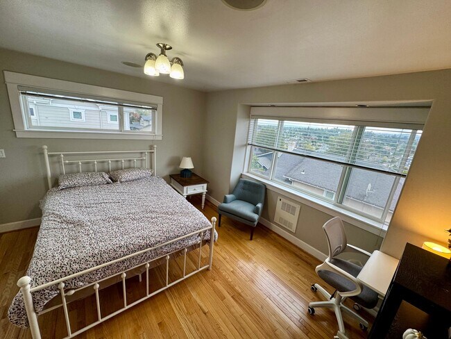 Foto del edificio - 3320 S Holly St