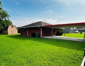 Building Photo - 13421 Utica St