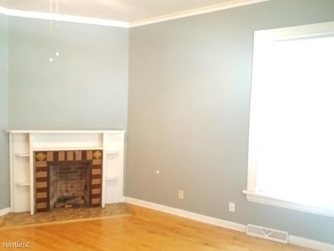 Building Photo - 2 br, 1 bath Apartment - 1848 N Cambridge Ave