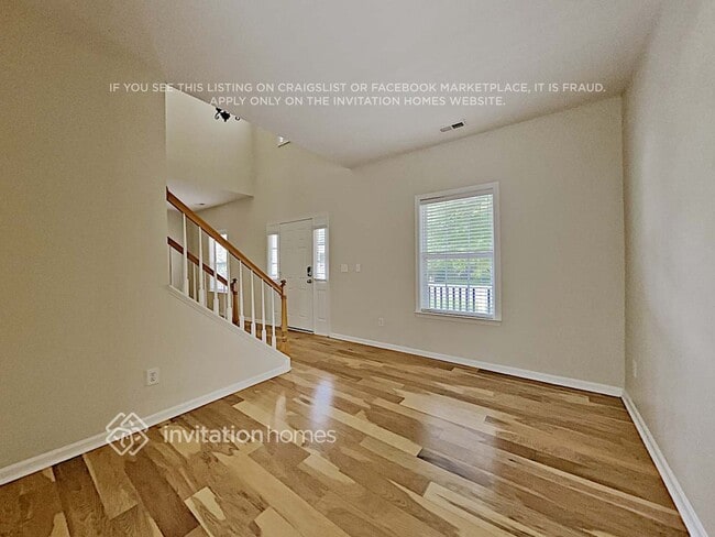 Foto del edificio - 8670 Brook Glen Ln