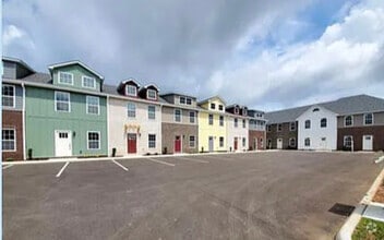 Building Photo - 111 Rosemont Dr