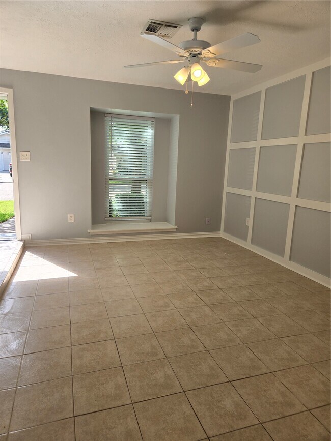 Foto del edificio - 1503 Ramada Dr