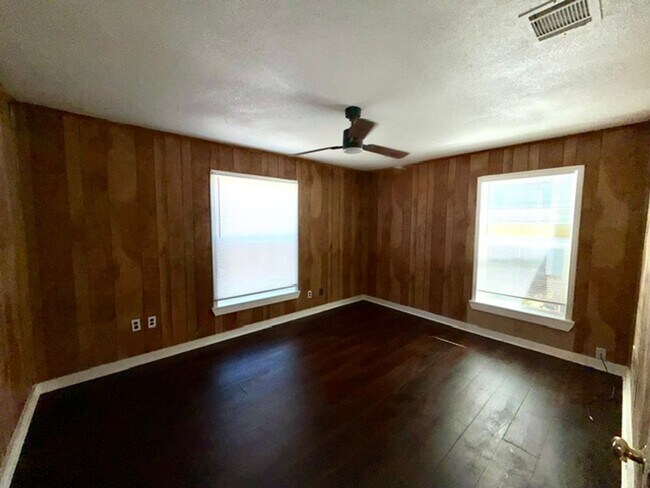 Foto del edificio - 1646 N 15th A St