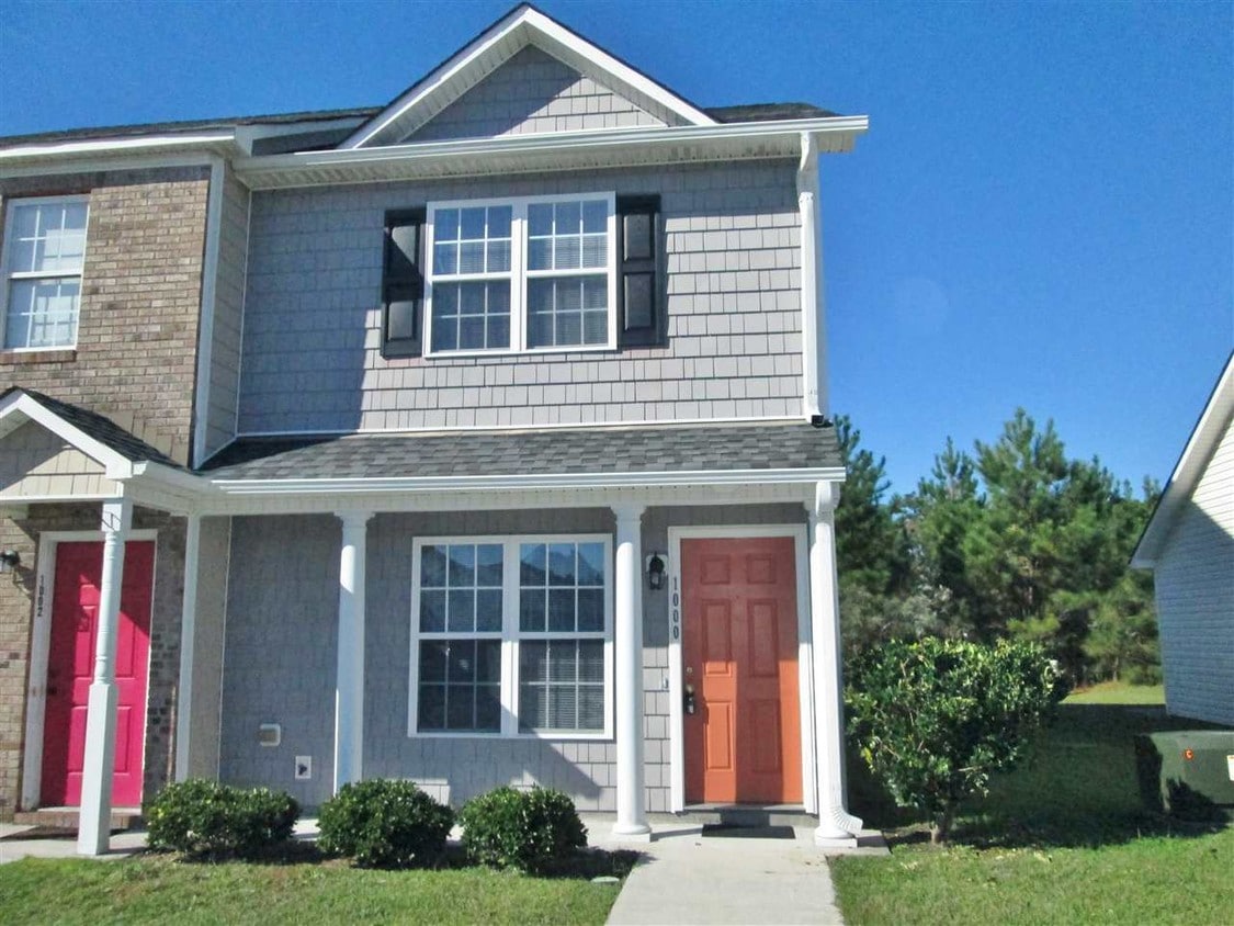 1000 Springwood Dr, Jacksonville, NC 28546 Townhome Rentals in