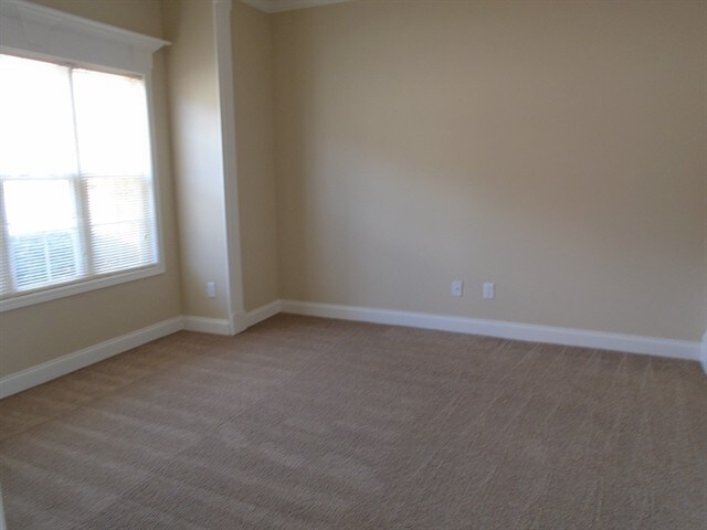 Foto del edificio - 6813 Spring Valley Court