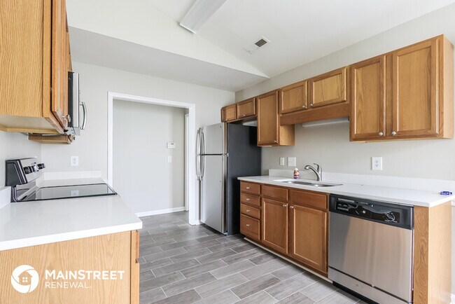 Building Photo - 3250 Trenchard Ln