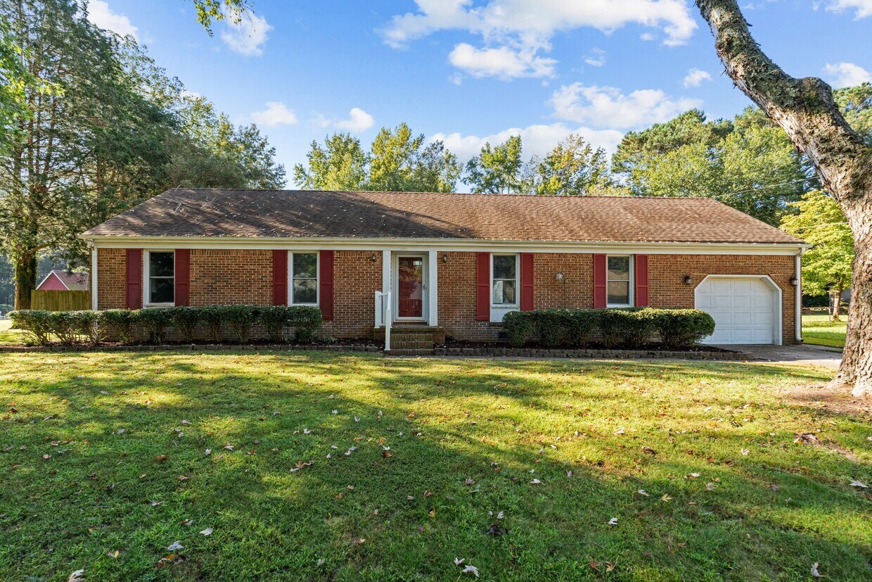 Primary Photo - 1521 Cheltingham Ct