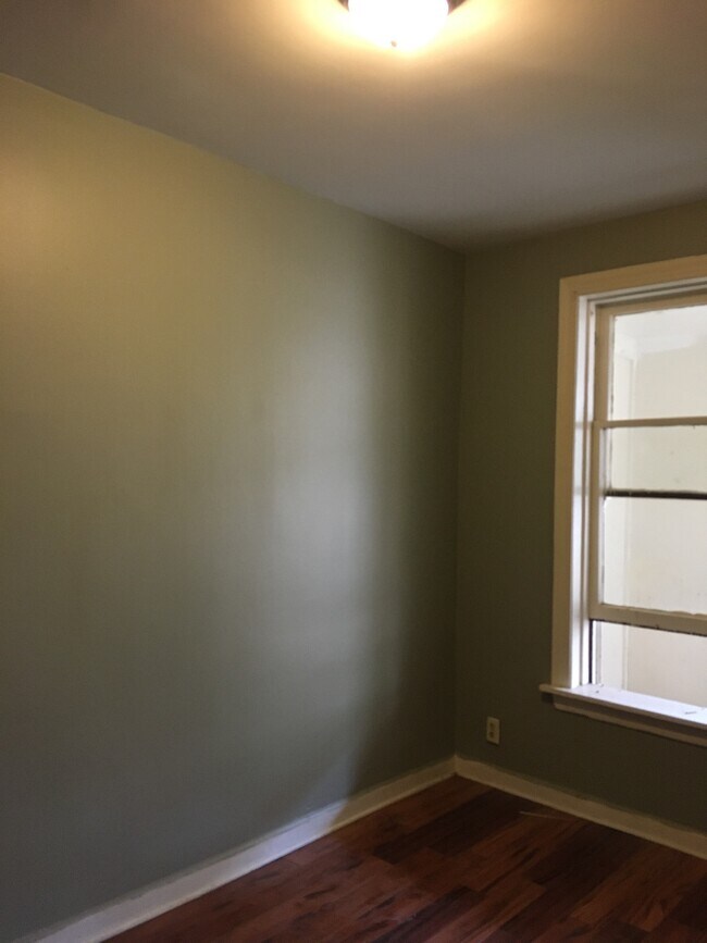 Foto del edificio - 4611 N Western Ave