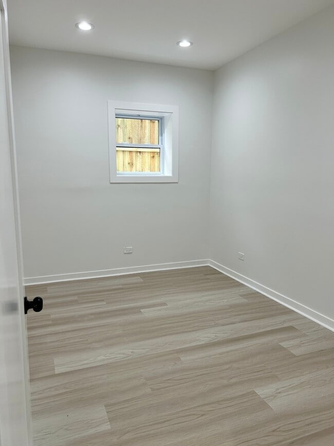 Foto del edificio - 1058 N Central Park Ave