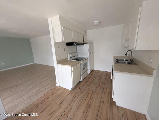 Foto del edificio - 140 Minna Ln