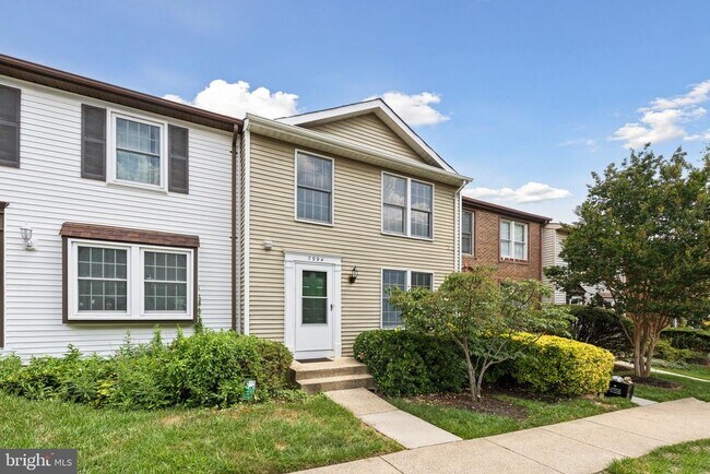 Foto del edificio - 7994 Tyson Oaks Cir