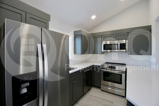 Foto del edificio - 6231 N 30th Way