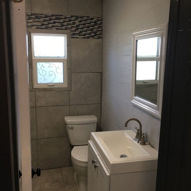 Foto del edificio - Remodeled 3-Bedroom Ranch Home Near UT and...