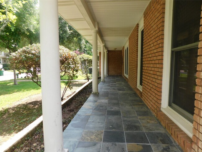 Foto del edificio - 2317 Dorrington St