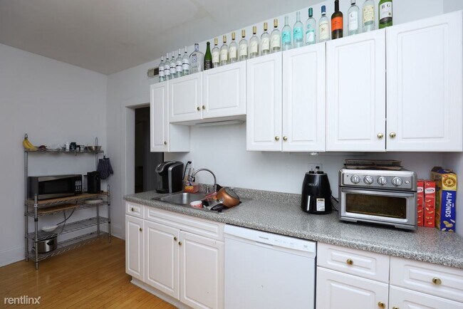 Building Photo - 3 br, 3 bath Duplex - Urban Abodes Astound...