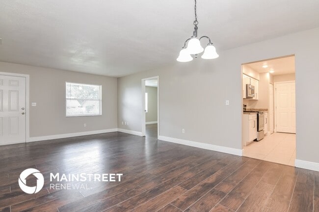 Foto del edificio - 6522 Dartmouth Rd
