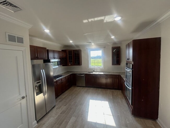 Building Photo - 95 Mays Landing Rd