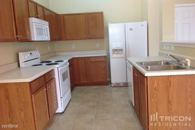 Foto del edificio - 3811 Larkhaven Village Dr