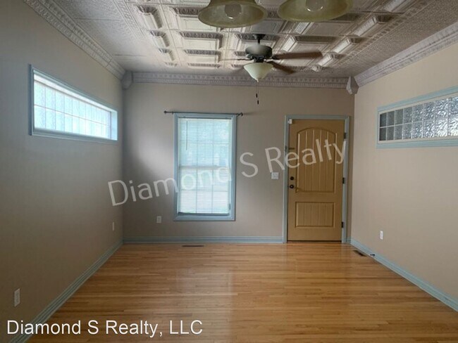 Foto del edificio - 2 br, 1 bath House - 806 S McCann Ave