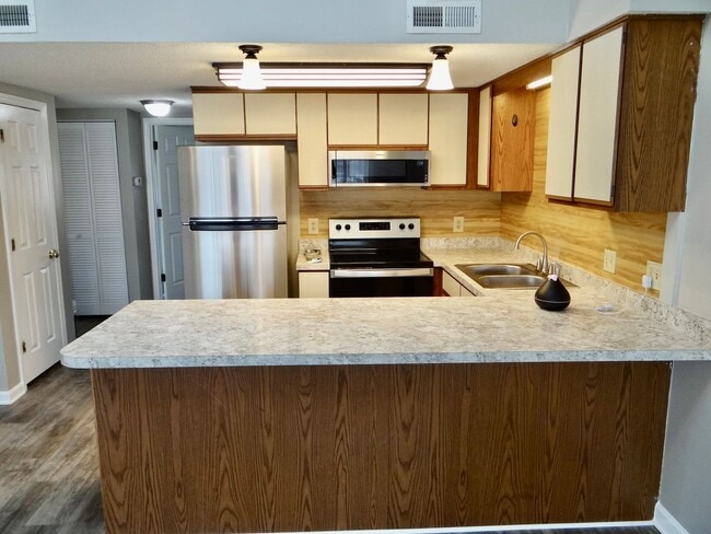 Foto del edificio - Beautifully Remodeled 2 Bed/2 Bath in Deer Creek @ Deerfield Surfside