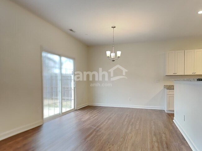 Foto del edificio - 1630 Brownairs Ln