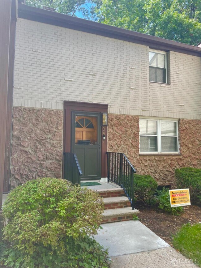 Building Photo - 34 Kate Ln