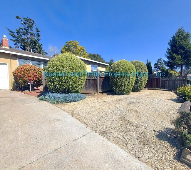 Foto del edificio - Delightful 3bed/2.5bath home in Rio Del Mar