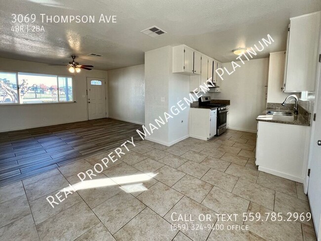 Building Photo - Selma $1,995 Thompson & Floral, 4 Bedroom ...