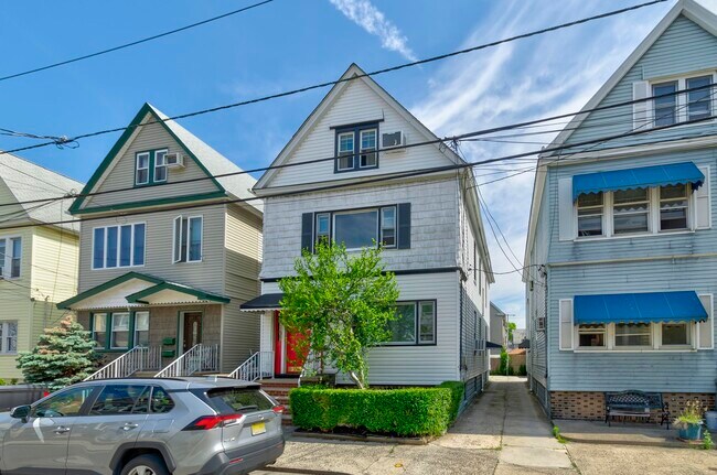 Building Photo - 17 Newark Bay Ct