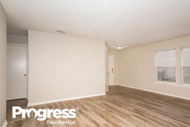 Building Photo - 6417 Amber Valley Ln
