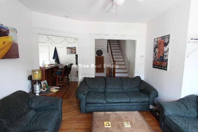 Building Photo - 136 Brooks Street Apt #2, Brighton, MA 021...